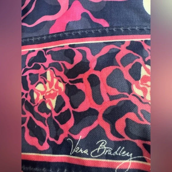 Vera Bradley Katalina Pink Floral Insulated Lunch Bag - Picture 6 of 8